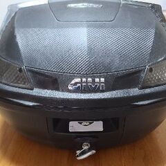 中古 GIVIトップケース B37 無塗装ブラック  箱のみ(ベ...