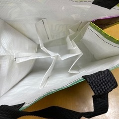 【取引中】お洒落なエコバック。ワインや飲み物などを立ててしまえるビニール製。の画像