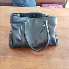 コーチの7585です。