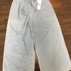 値下♪👖新品未使用タグ付きGUワイドパンツデニムレディースの画像
