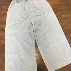 値下♪👖新品未使用タグ付きGUワイドパンツデニムレディースの画像