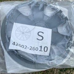 ハイエース　ホイールキャップ　新品未開封