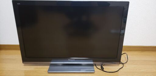 Panasonic VIERA 液晶テレビ32型　2011年製 　リモコン/ケーブル付
