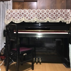 【再開】アップライトアンティークピアノ　象牙の鍵盤