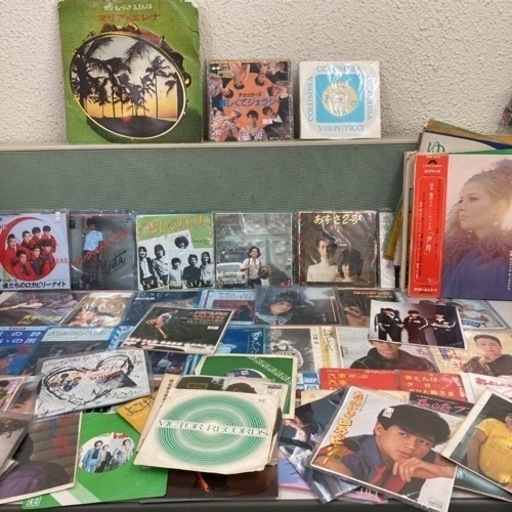 レコード　まとめ売り　EP LPなど約７０枚　チェッカーズ　もんた\u0026ブラザーズ