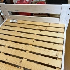 すのこベッド ホワイト ディノス購入 高さ変更可能 落下防止柵ありの画像