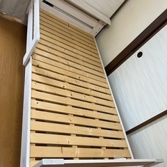 すのこベッド ホワイト ディノス購入 高さ変更可能 落下防止柵ありの画像