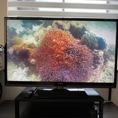 シャープAQUOS 52インチTV