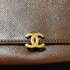 激レア１５万円（新品時の参考価格）シャネル　中財布♥　ユニセックスの画像
