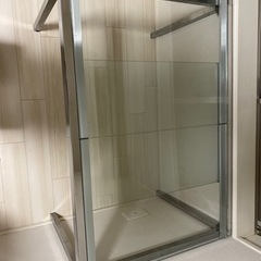 伸縮性　ガラステーブルの画像
