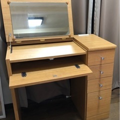 ドレッサーの画像