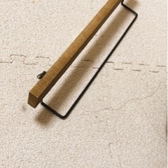 タオルかけ　押しピンで止められますの画像