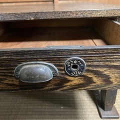 机　レトロ　鍵付き　引出し付きの画像