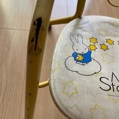 子どもイスの画像