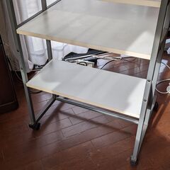 パソコンデスク