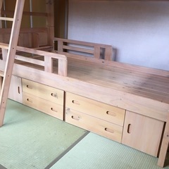2段ベット　収納あり　取りに来てくださる方限定　500円の画像