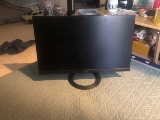 ASUSのコンピュータのスクリーン