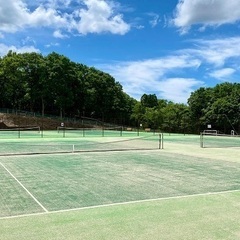 ソフトテニス一緒にやりませんか！