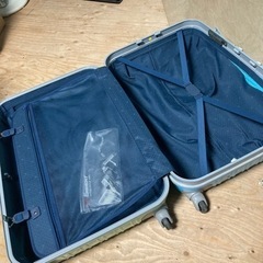 ● キャリーケース、キャリーバック、スーツケースの画像