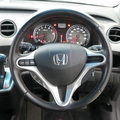 ホンダのストリームの画像