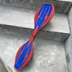 リップスティック ボード 赤/青 ブレイブボード キャスターボードの画像