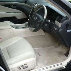 ★美車★２１年式★中期型★レクサスLS★６００ｈ Iパッケージ★ナビ＆TV★白本革★サンルーフ★車検５年９月の画像