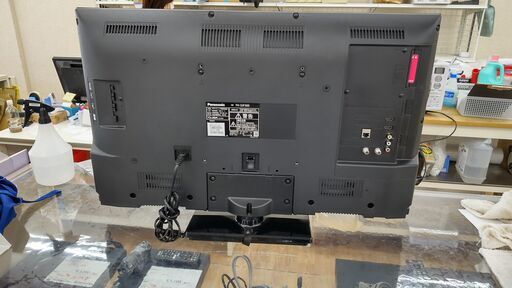 PANASONIC　液晶ﾃﾚﾋﾞ　TH-32F300　2018年製　KJ554