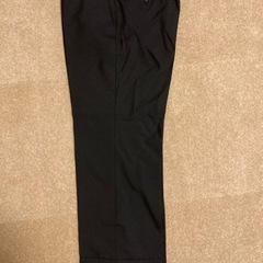 テイジンメンズショップギンザの黒スーツの画像