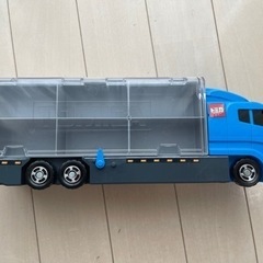 トミカお片付けトラックの画像