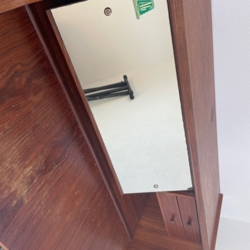 アクタス、アンティーク家具
