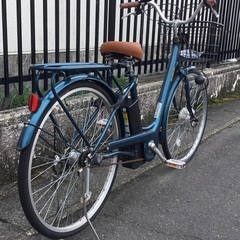 ＜動作・良品＞SUISUI・電動アシスト自転車・3段変速 ネイビー 26インチ・充電器付・洗車済・不要自転車無料引取りありの画像