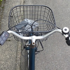 ＜動作・良品＞SUISUI・電動アシスト自転車・3段変速 ネイビー 26インチ・充電器付・洗車済・不要自転車無料引取りありの画像