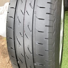 ブリヂストン夏タイヤアルミホイール付き４本セット１７５-65-１４の画像
