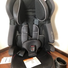 【交渉中】コンビ Combi チャイルドシート