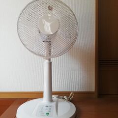 2018年製　扇風機