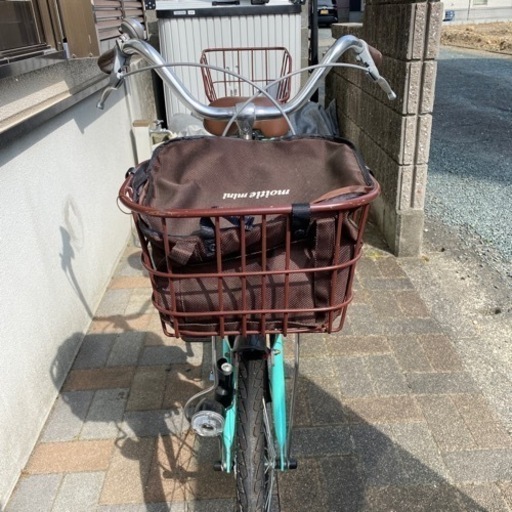 モワティエミニ取引中