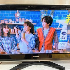 【取引中】テレビ32インチ　東芝 32C7000　REGZA　2...