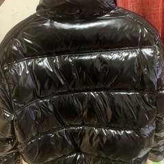 モンクレールのダウンの画像