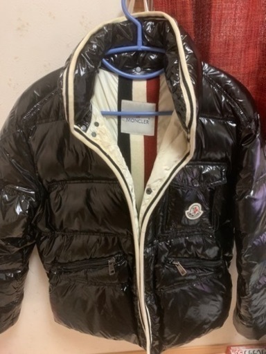 モンクレールのダウン