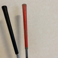 【お話中】ゴルフバックとクラブの画像