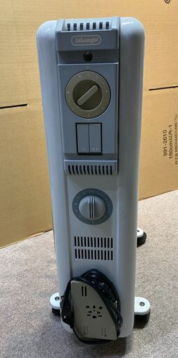 【値下げしました】デロンギ　オイルヒーター