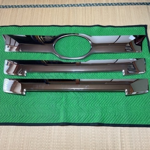 ⭐︎日野純正メッキパーツ　2017年以降プロフィア⭐︎ 新車外し！美品！