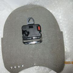 壁掛け時計（陶器）の画像