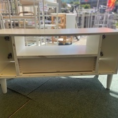 【リサイクルショップ八光　田上店】　ホワイトテレビボード　マカロン取っ手　32型まで対応の画像