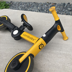 キッズトライク　uonibaby 三輪車　ストライダー