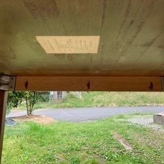 木製テーブル　キズ等ありの画像