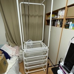 IKEA  ハンガーラック　カゴ付き