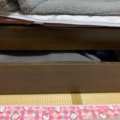 シングルベッド☆ブラウン引き出し付きの画像