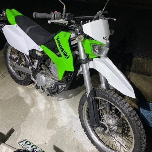 KLX250  カワサキ  インジェクション　低走行