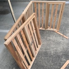 オーダー出来ます。木製の折りたたみペットゲージの画像
